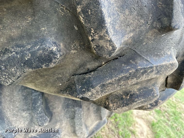 image for item KL9112 Massey Ferguson 1135  tractor