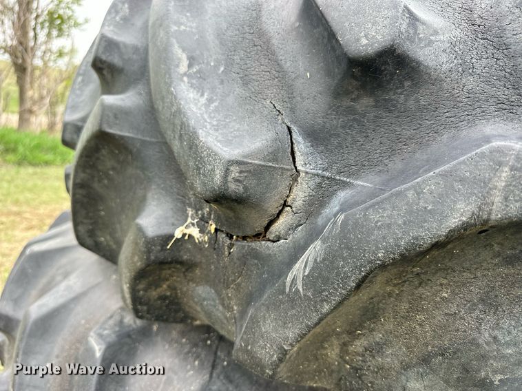 image for item KL9112 Massey Ferguson 1135  tractor