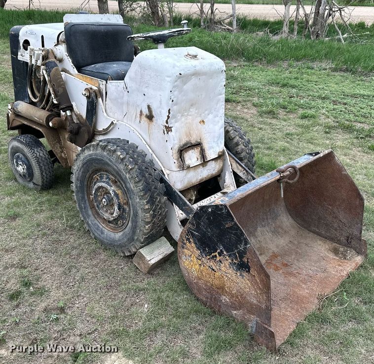 image for item KL9113 Hough HA  loader