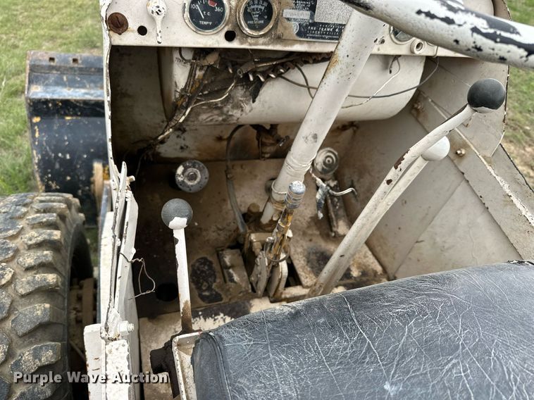 image for item KL9113 Hough HA  loader