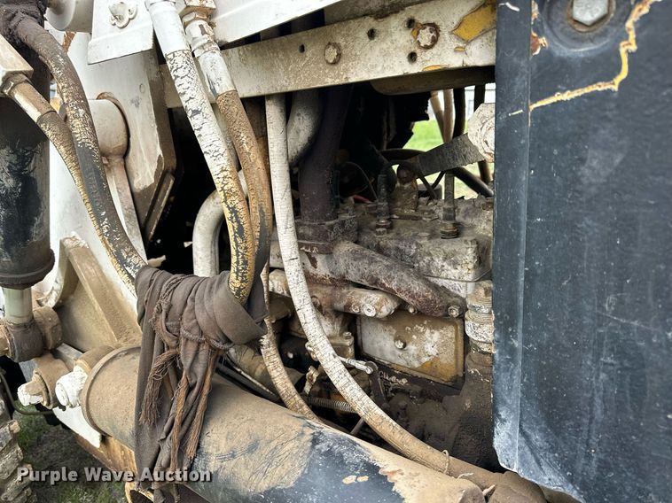 image for item KL9113 Hough HA  loader