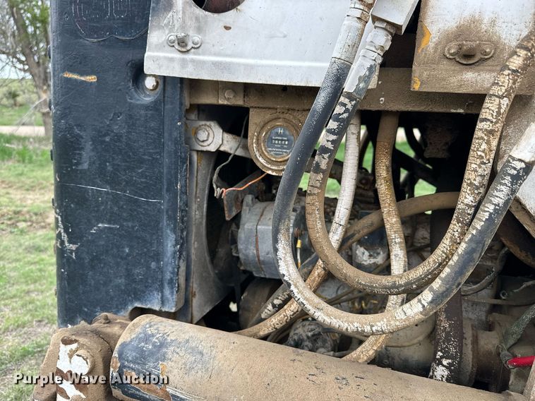 image for item KL9113 Hough HA  loader