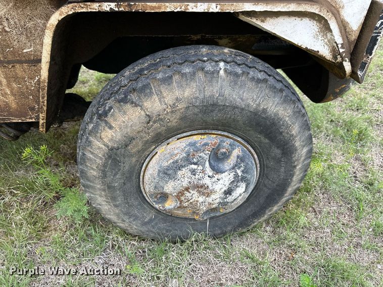 image for item KL9113 Hough HA  loader