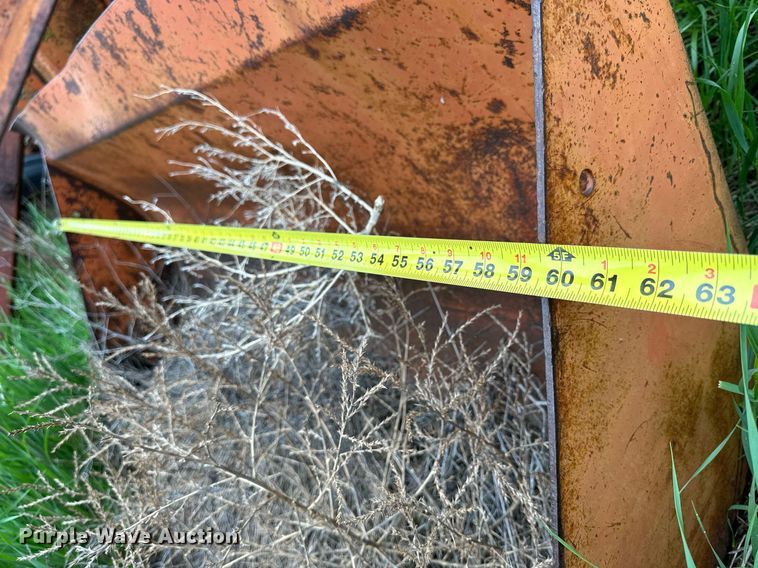 image for item KL9116 Minneapolis Moline UTS  tractor