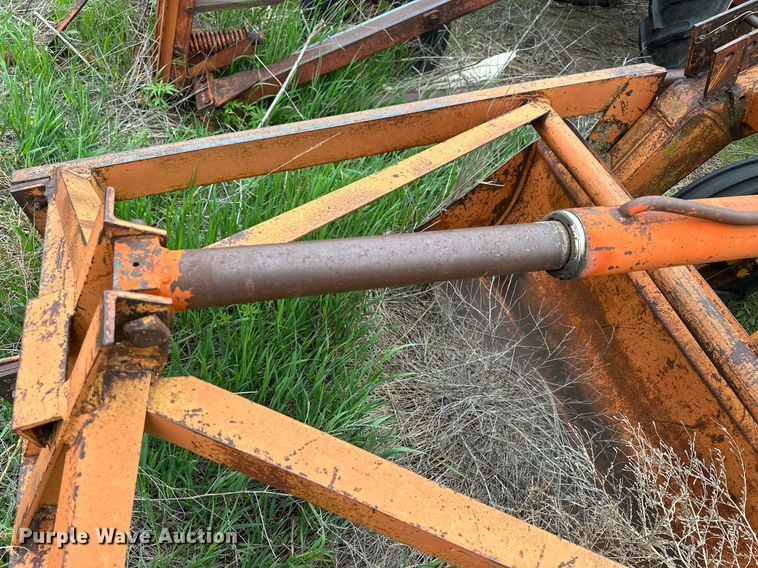 image for item KL9116 Minneapolis Moline UTS  tractor