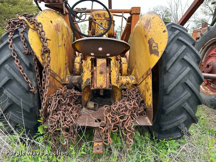 image for item KL9116 Minneapolis Moline UTS  tractor