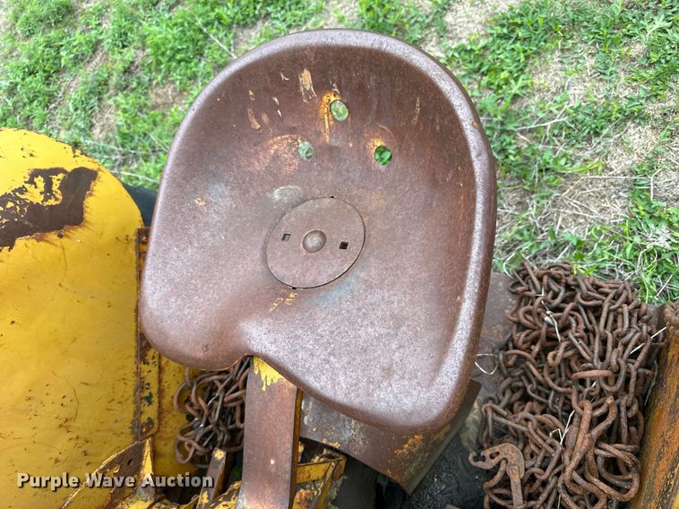 image for item KL9116 Minneapolis Moline UTS  tractor