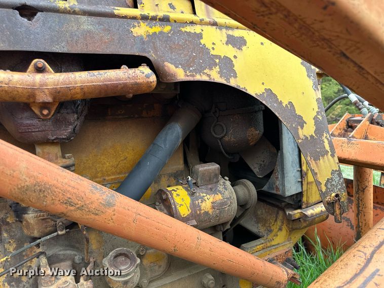 image for item KL9116 Minneapolis Moline UTS  tractor