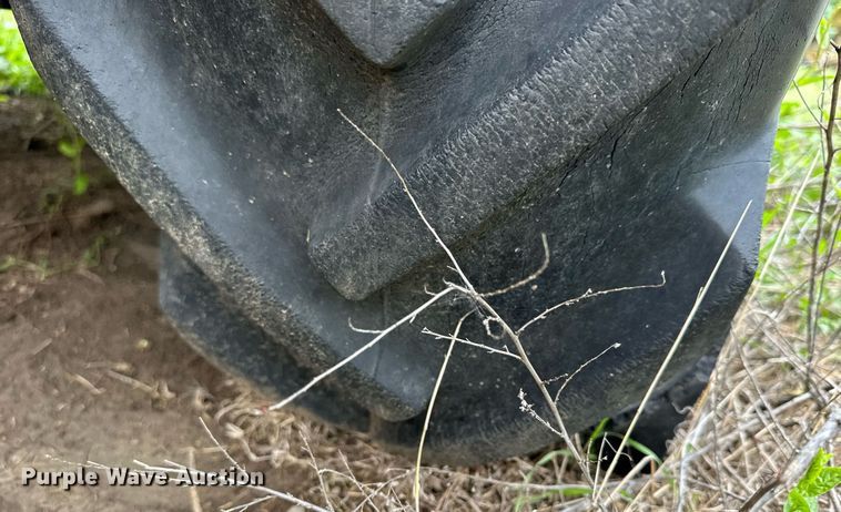 image for item KL9116 Minneapolis Moline UTS  tractor