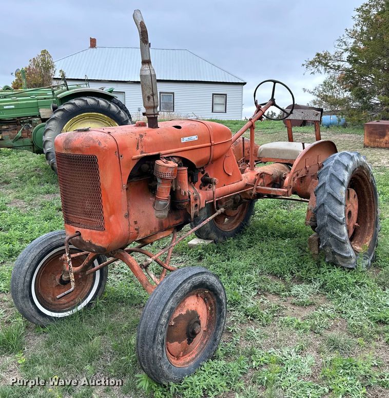 image for item KL9117 1943 Allis-Chalmers B  tractor