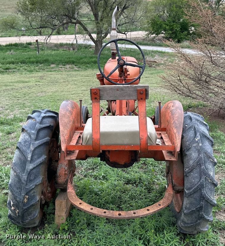 image for item KL9117 1943 Allis-Chalmers B  tractor