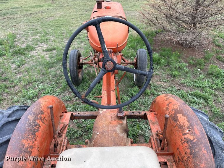 image for item KL9117 1943 Allis-Chalmers B  tractor