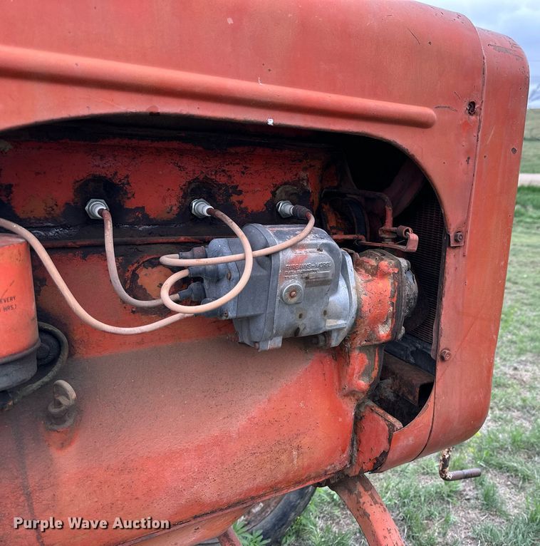 image for item KL9117 1943 Allis-Chalmers B  tractor