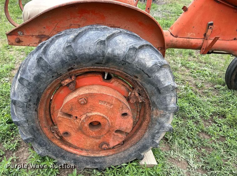 image for item KL9117 1943 Allis-Chalmers B  tractor