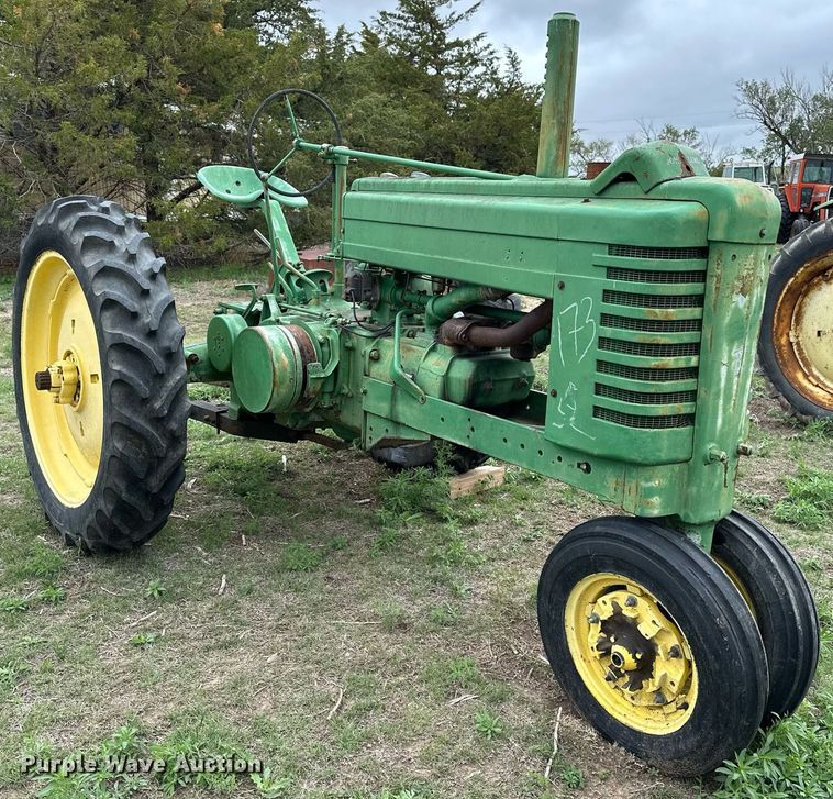 image for item KL9119 John Deere A  tractor