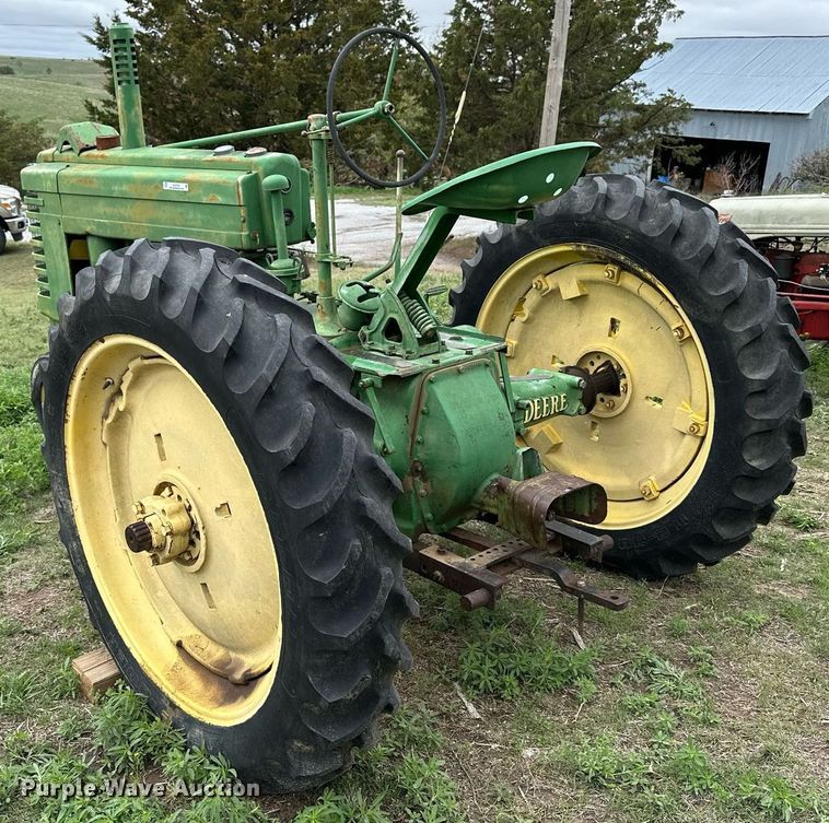 image for item KL9119 John Deere A  tractor