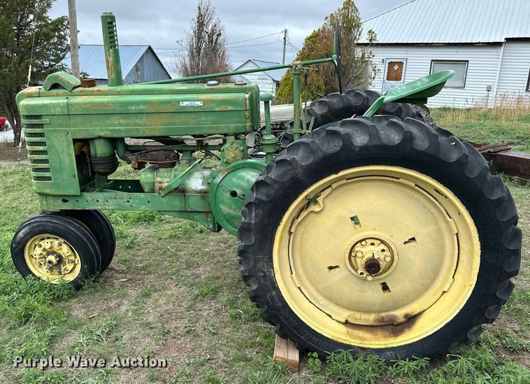 image for item KL9119 John Deere A  tractor