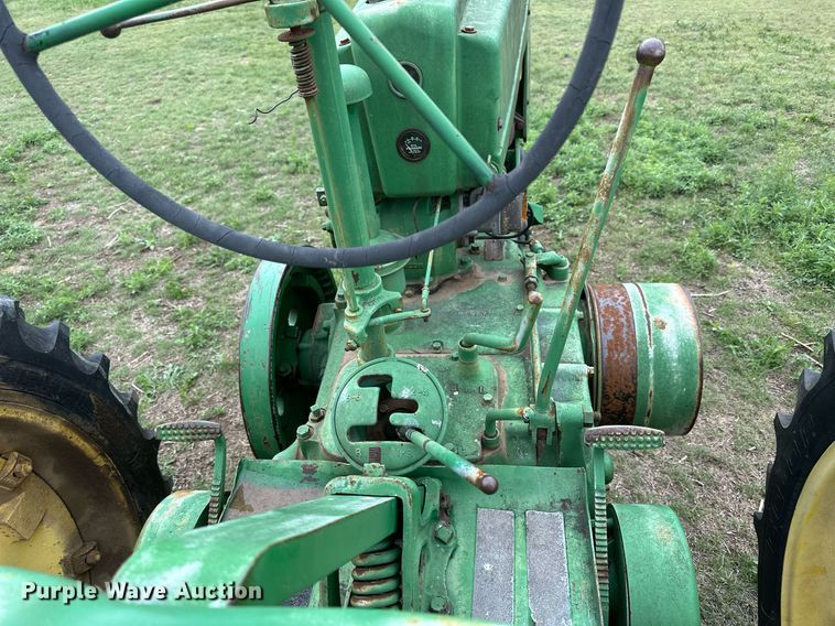 image for item KL9119 John Deere A  tractor