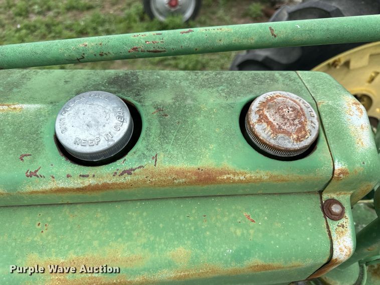 image for item KL9119 John Deere A  tractor