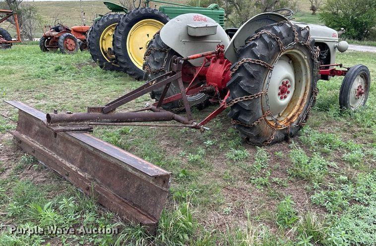 image for item KL9120 1951 Ford 8N  tractor