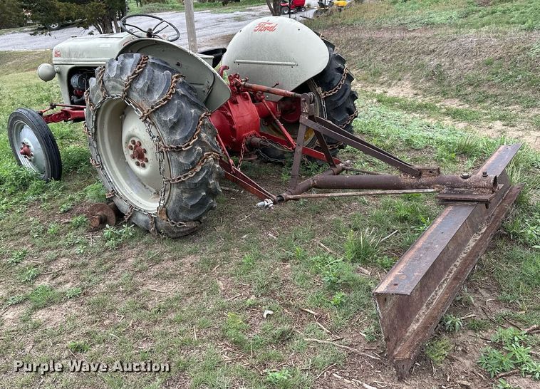 image for item KL9120 1951 Ford 8N  tractor