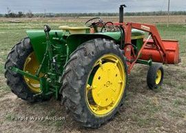image for item KL9125 1962 John Deere 2010  tractor