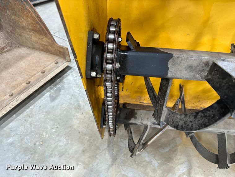 image for item KU9962 Hitch Doc HDS820  snow blower