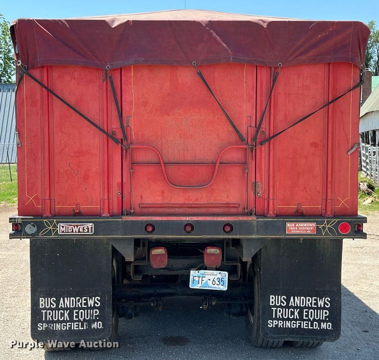 image for item LG9119 1975 Chevrolet C65  grain truck