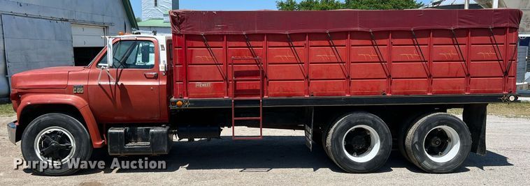 image for item LG9119 1975 Chevrolet C65  grain truck