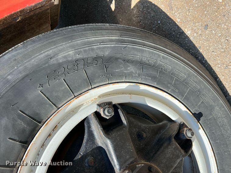 image for item LG9119 1975 Chevrolet C65  grain truck