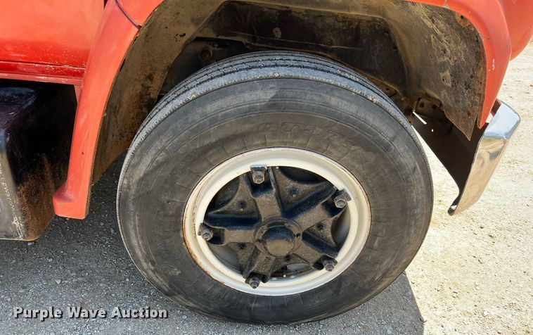 image for item LG9119 1975 Chevrolet C65  grain truck