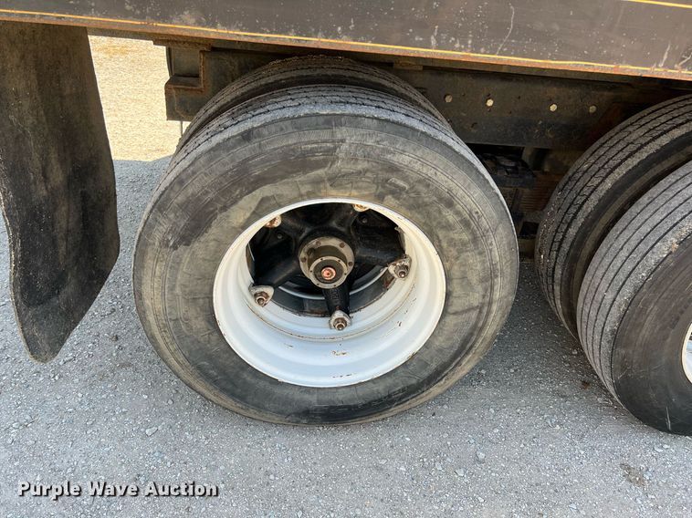 image for item LG9119 1975 Chevrolet C65  grain truck