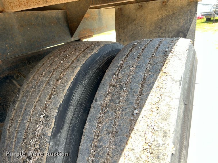 image for item LG9119 1975 Chevrolet C65  grain truck