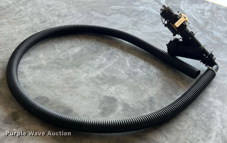 image for item LG9120 Banjo  sprayer fill valve