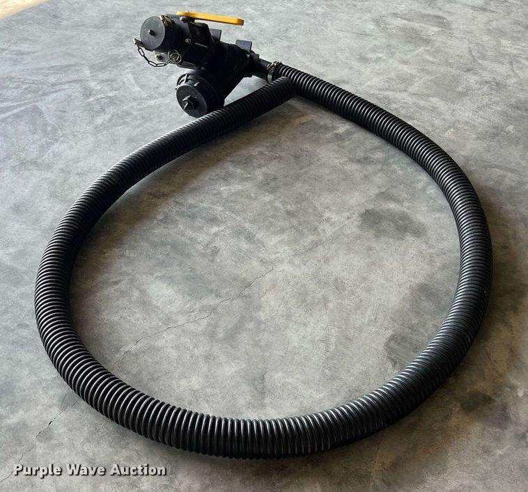 image for item LG9120 Banjo  sprayer fill valve