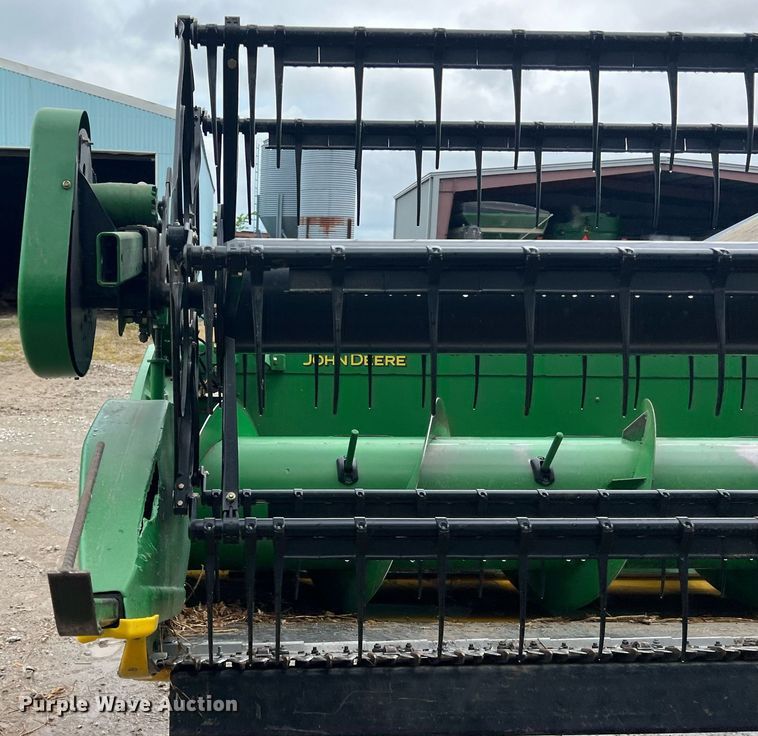 image for item LG9178 2010 John Deere 630F HydraFlex  flex head