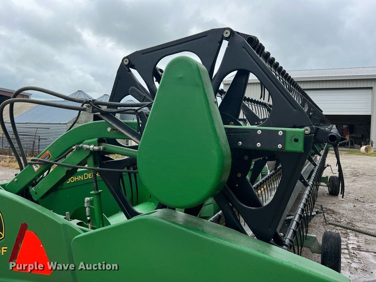 image for item LG9178 2010 John Deere 630F HydraFlex  flex head