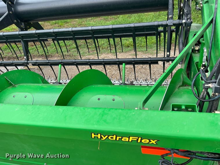 image for item LG9178 2010 John Deere 630F HydraFlex  flex head