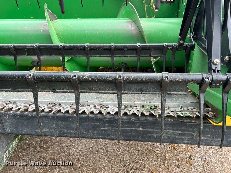 image for item LG9178 2010 John Deere 630F HydraFlex  flex head