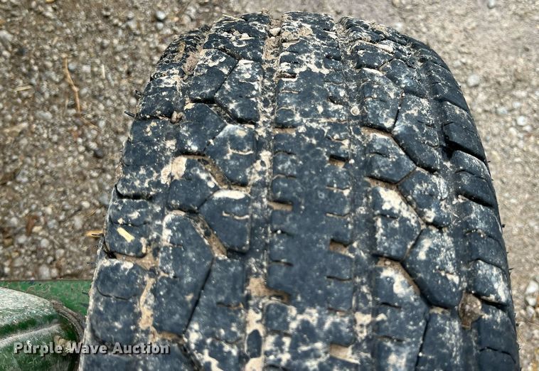 image for item LG9178 2010 John Deere 630F HydraFlex  flex head