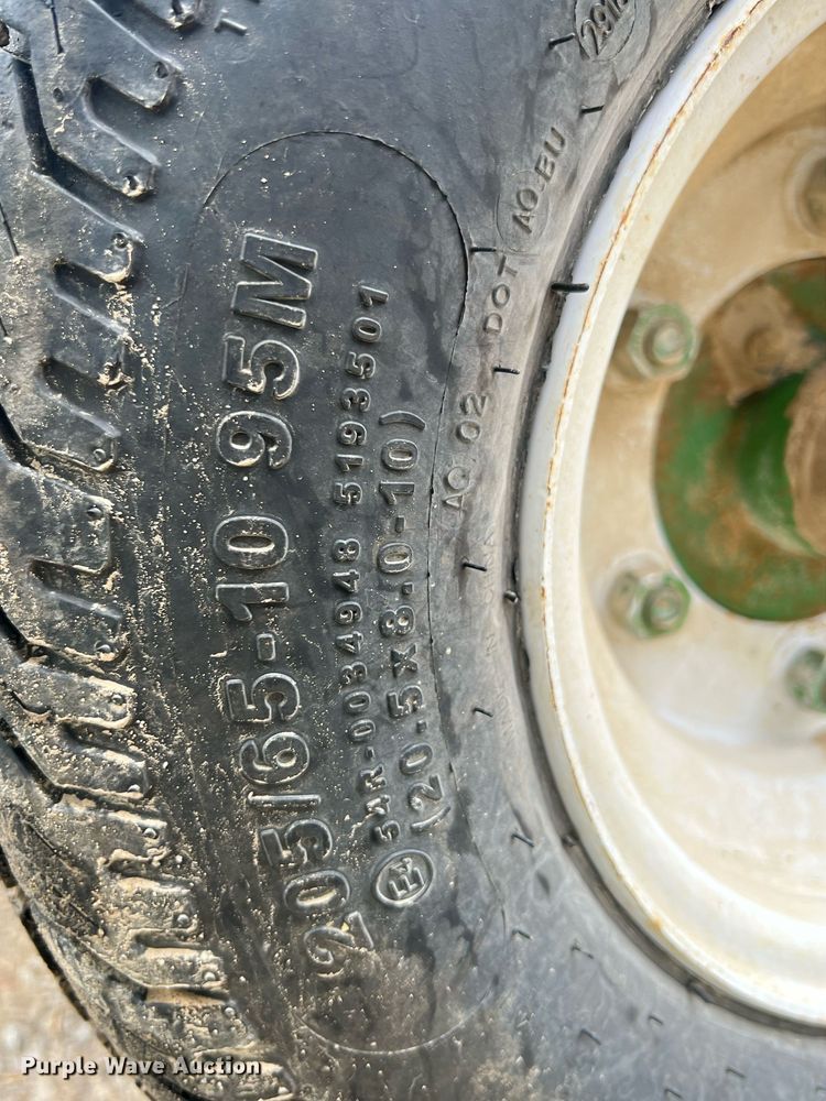 image for item LG9178 2010 John Deere 630F HydraFlex  flex head