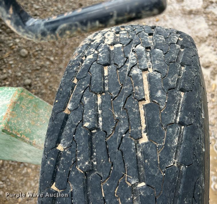 image for item LG9178 2010 John Deere 630F HydraFlex  flex head