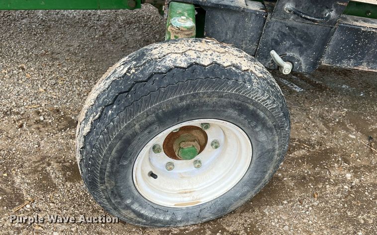 image for item LG9178 2010 John Deere 630F HydraFlex  flex head