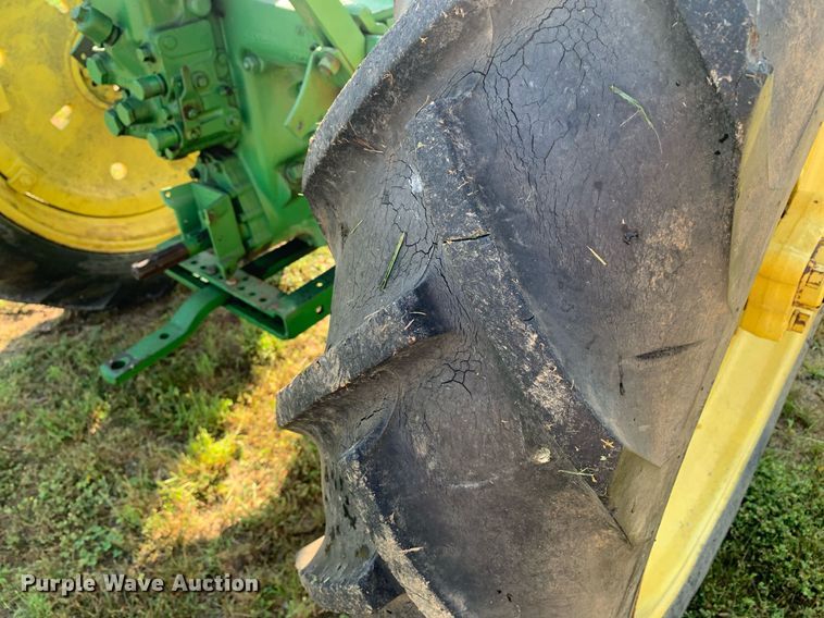 image for item LH9632 1949 John Deere B  tractor