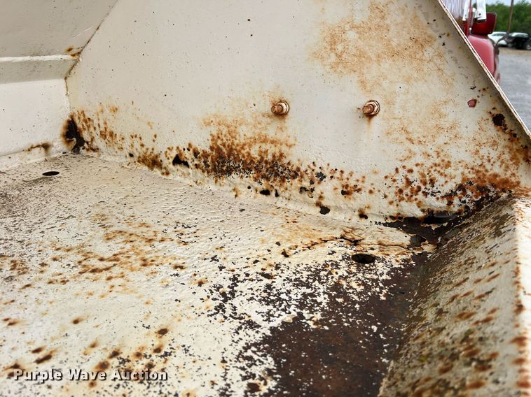 image for item LI9707 1978 Ford 7000  feed delivery truck