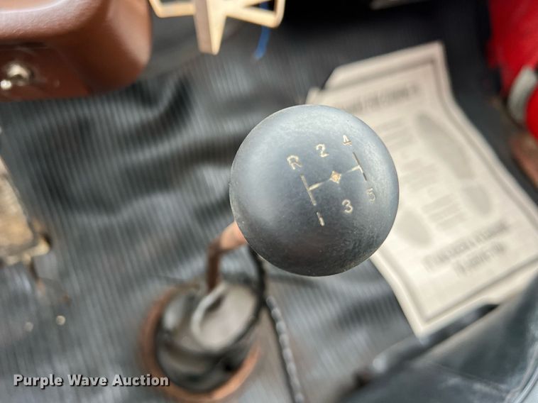 image for item LI9707 1978 Ford 7000  feed delivery truck