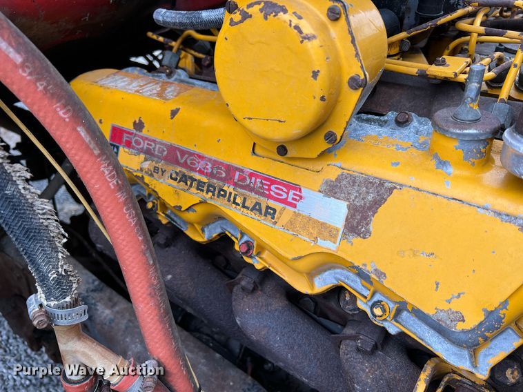 image for item LI9707 1978 Ford 7000  feed delivery truck