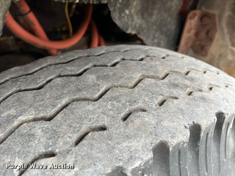 image for item LI9707 1978 Ford 7000  feed delivery truck