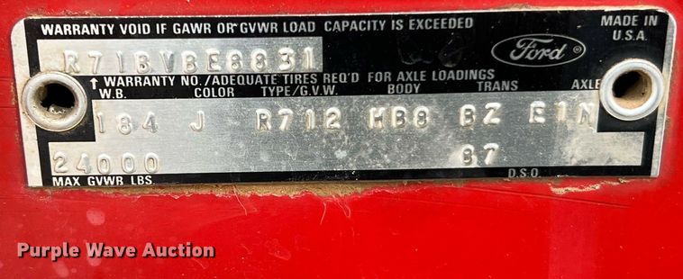 image for item LI9707 1978 Ford 7000  feed delivery truck