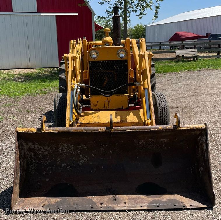 image for item LJ9656 1965 Case G530  tractor